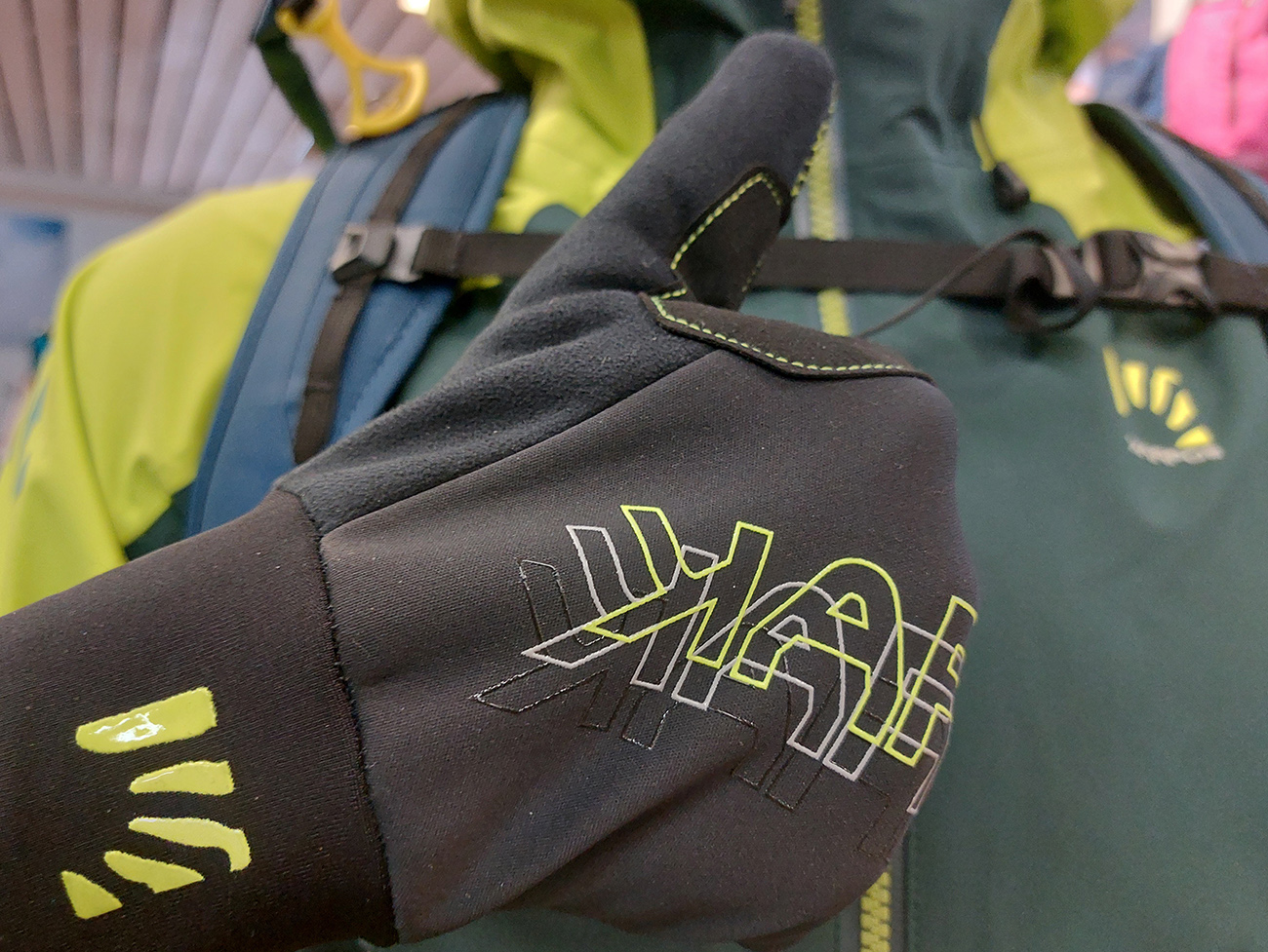 skialpove-rukavice-od-karposu